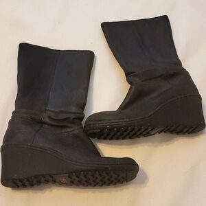 - Women's keen leather boots size 6.5